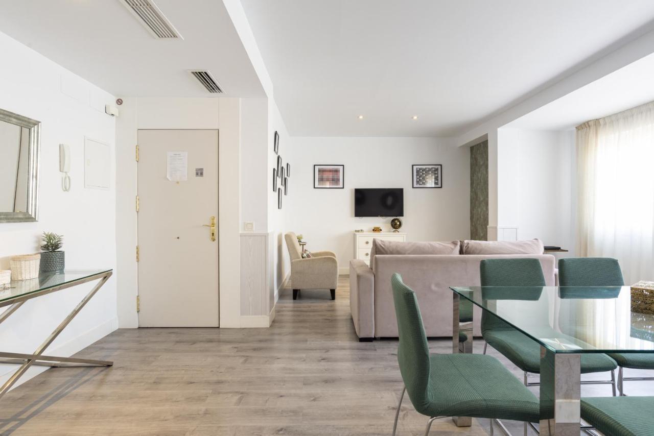 Soho Premium 4 Bedrooms Apartment Málaga Exterior foto